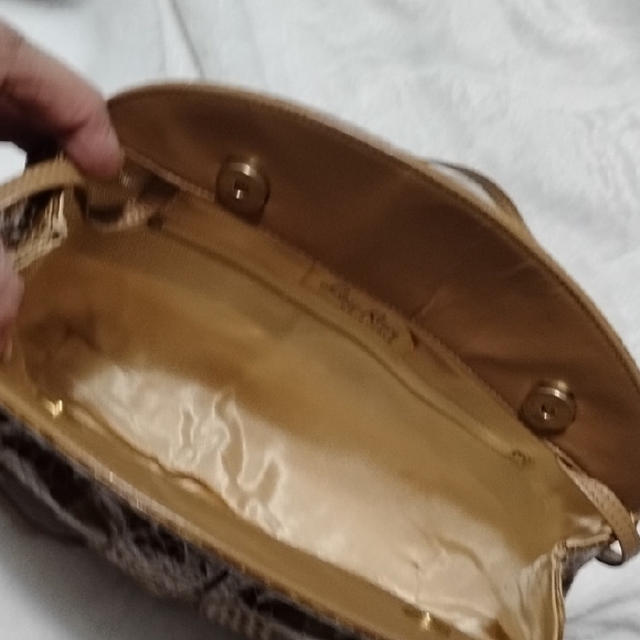 LOU-RAN Elegant Tan Snakeskin Leather Crossbody Bag! Mama Bought & Never Used! - Picture 7 of 7